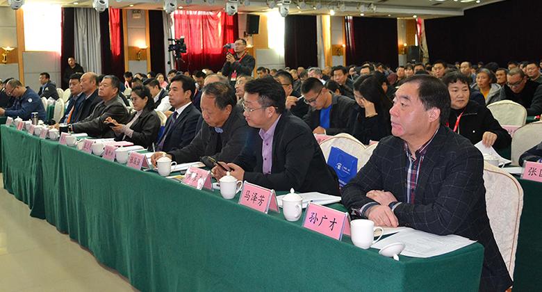 聚力發(fā)展 逆勢前行：中國肅寧毛皮動物產業(yè)發(fā)展高層論壇勝利召開